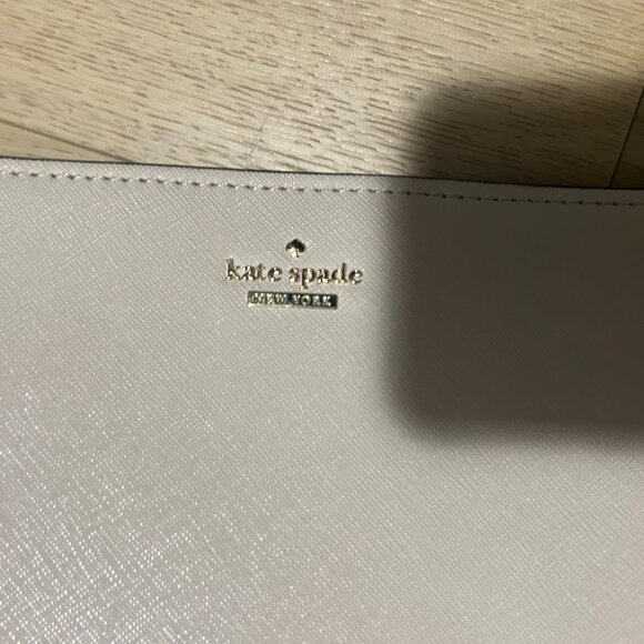 Kate Spade cream and black purse - Picture 4 of 4